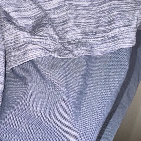 Danskin Heathered Purple Sweatshirt - Picture 4 of 4